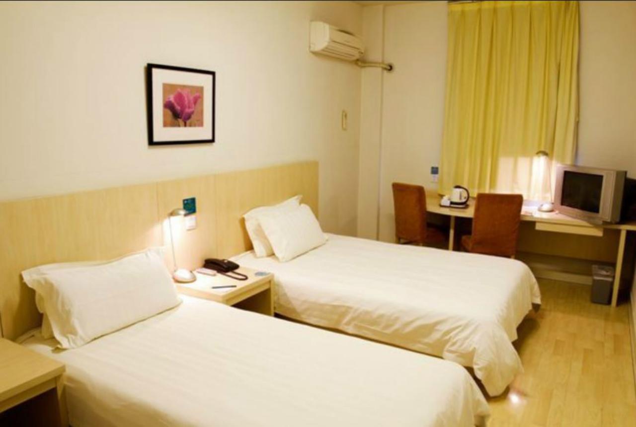 Jinjiang Inn Shenyang North Railway Station Huigong Square Екстериор снимка